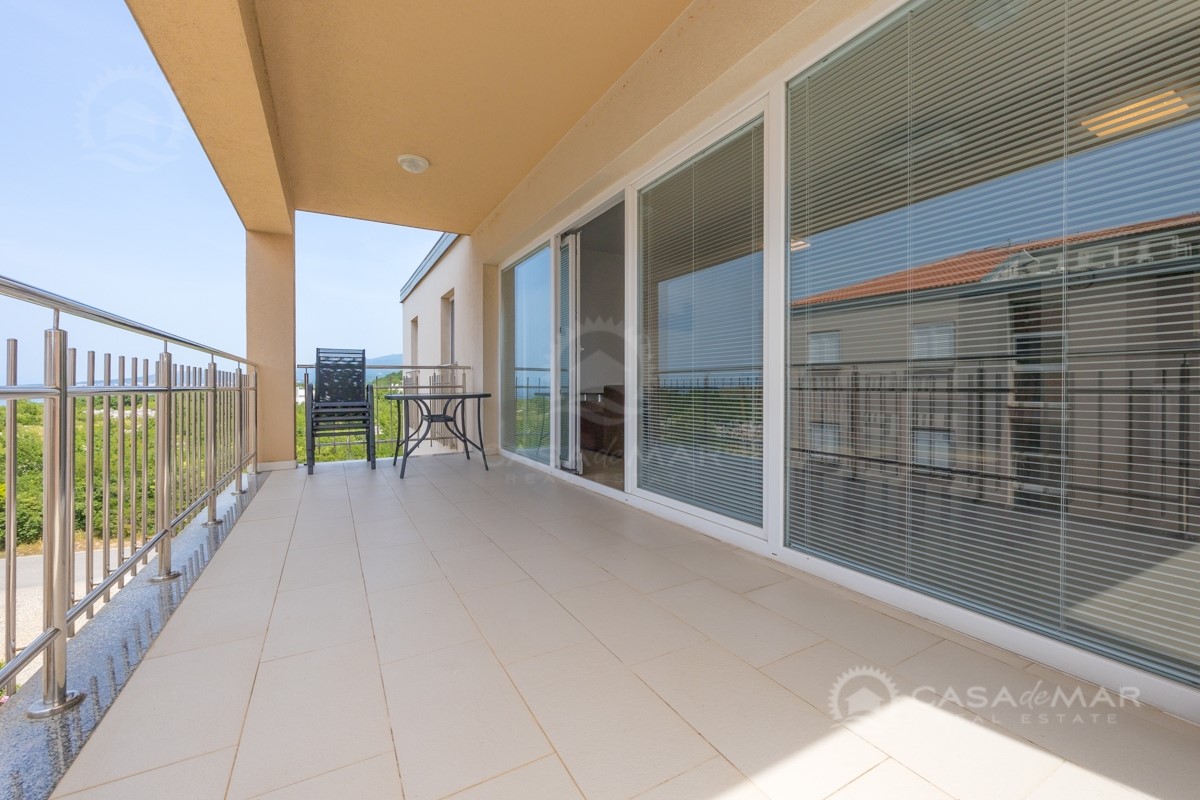 Flat For sale - Primorsko-goranska Novi Vinodolski - foto 1/13