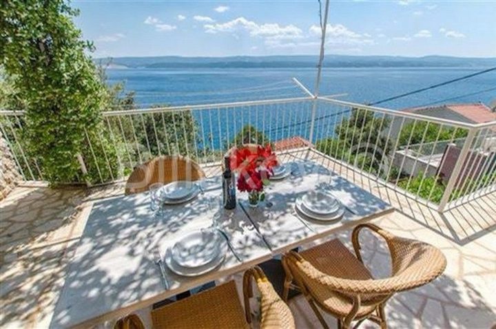 House for sale 225 m² – Omiš