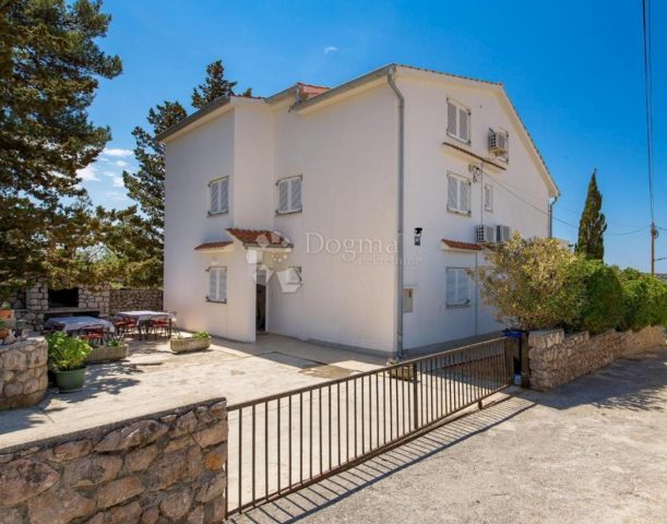 Haus zu verkaufen 365 m² – Barbat Na Rabu