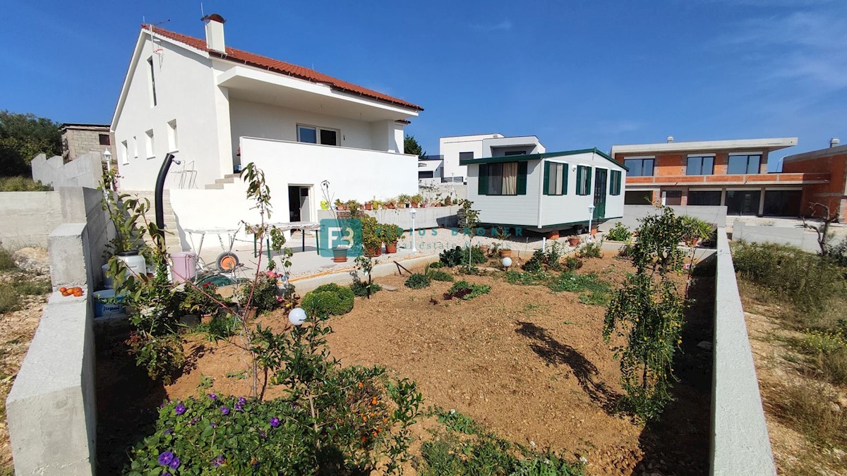 Dům Na prodej - ŠIBENSKO-KNINSKA VODICE