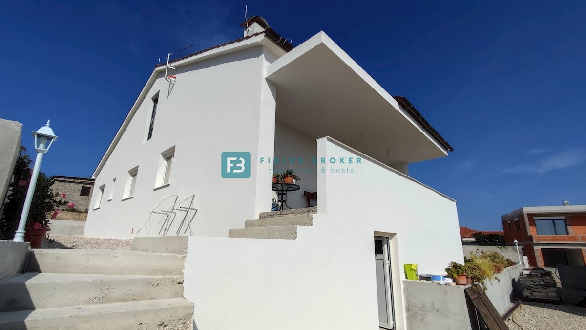 Dům Na prodej - ŠIBENSKO-KNINSKA VODICE