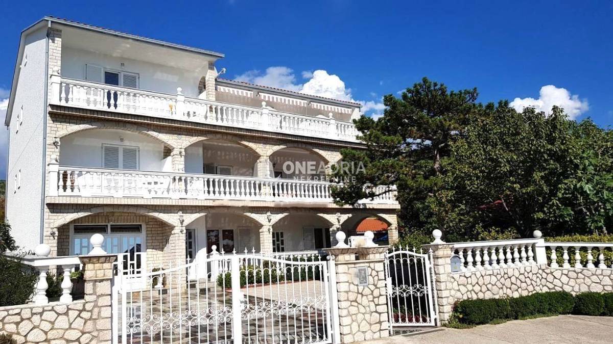 House For sale - Primorsko-goranska Novi Vinodolski - foto 1/28
