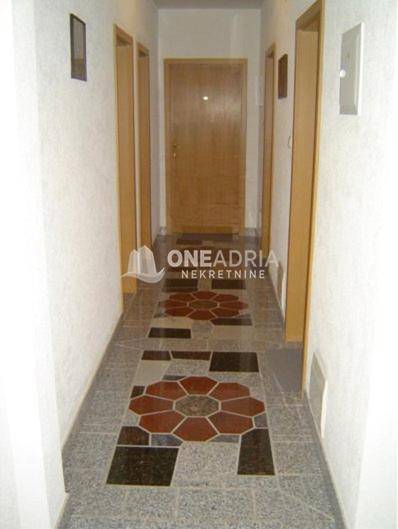 House For sale - PRIMORSKO-GORANSKA NOVI VINODOLSKI