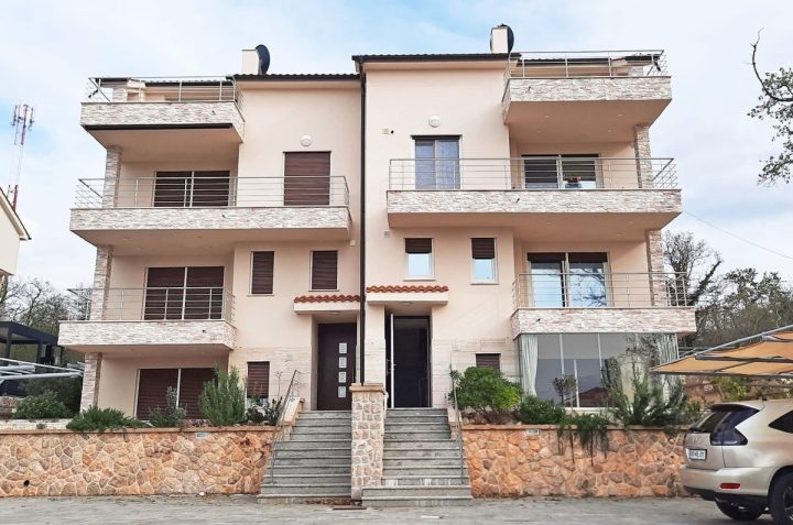 Flat for sale 73 m² – Njivice