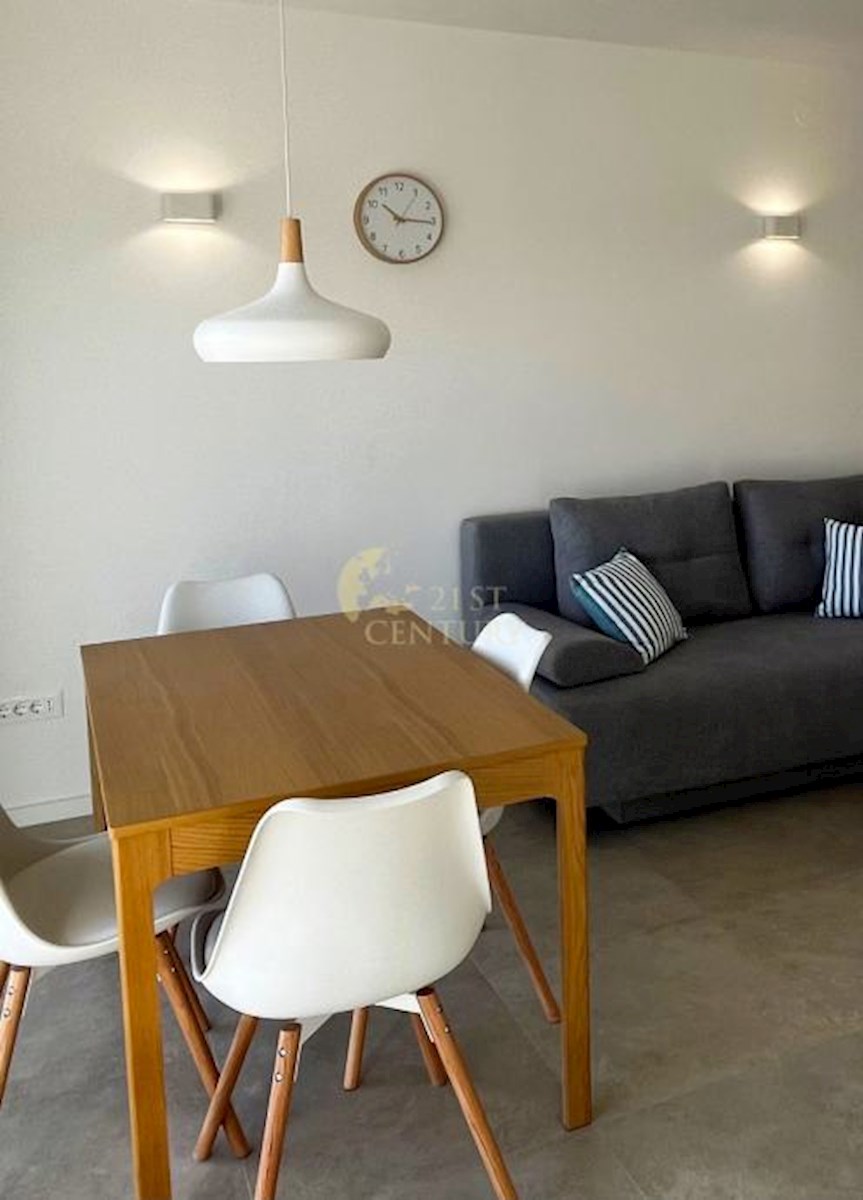 Flat For rent - SPLITSKO-DALMATINSKA SPLIT