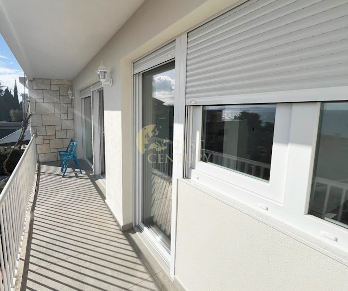 Flat For rent - SPLITSKO-DALMATINSKA SPLIT