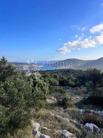 Zemljište na prodaju 1452 m² – Vinišće