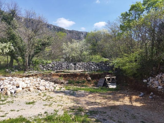 Terrain à vendre 2220 m² – Grižane