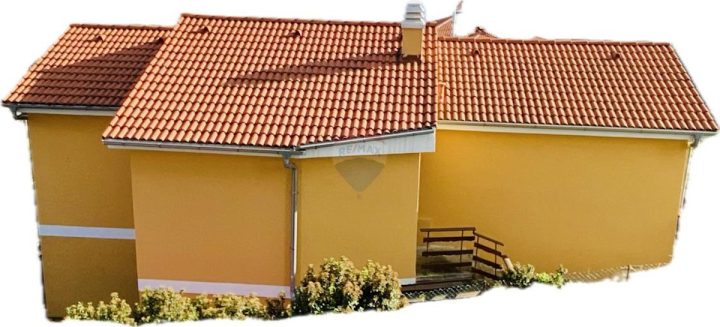 Casa in vendita 200 m² – Turnić