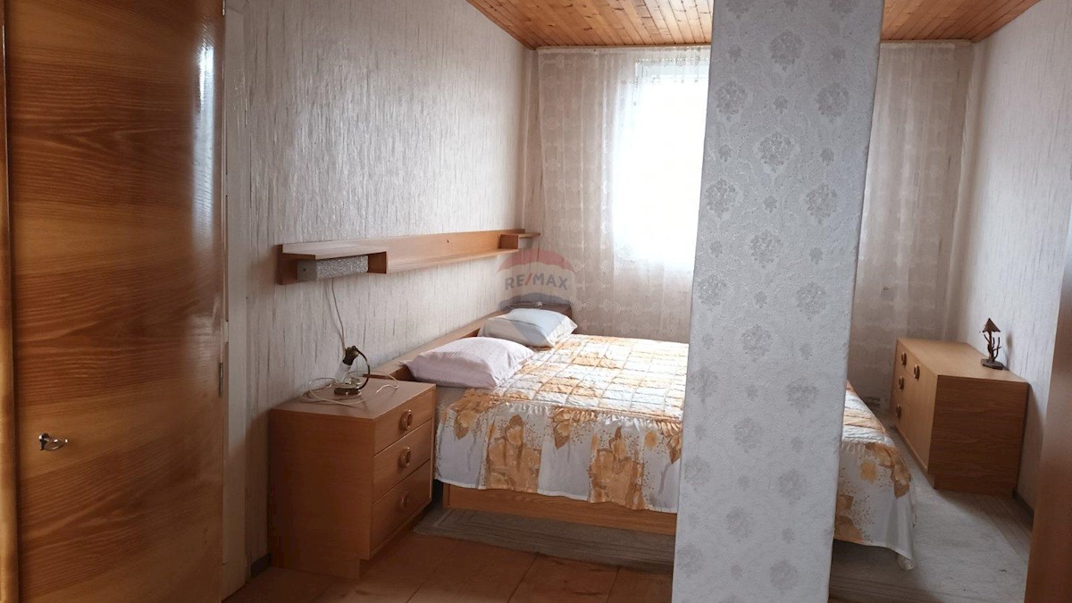 Dom Na predaj - PRIMORSKO-GORANSKA SKRAD