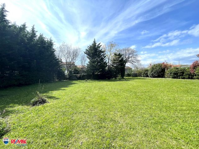 Grundstück zu verkaufen 818 m² – Labin