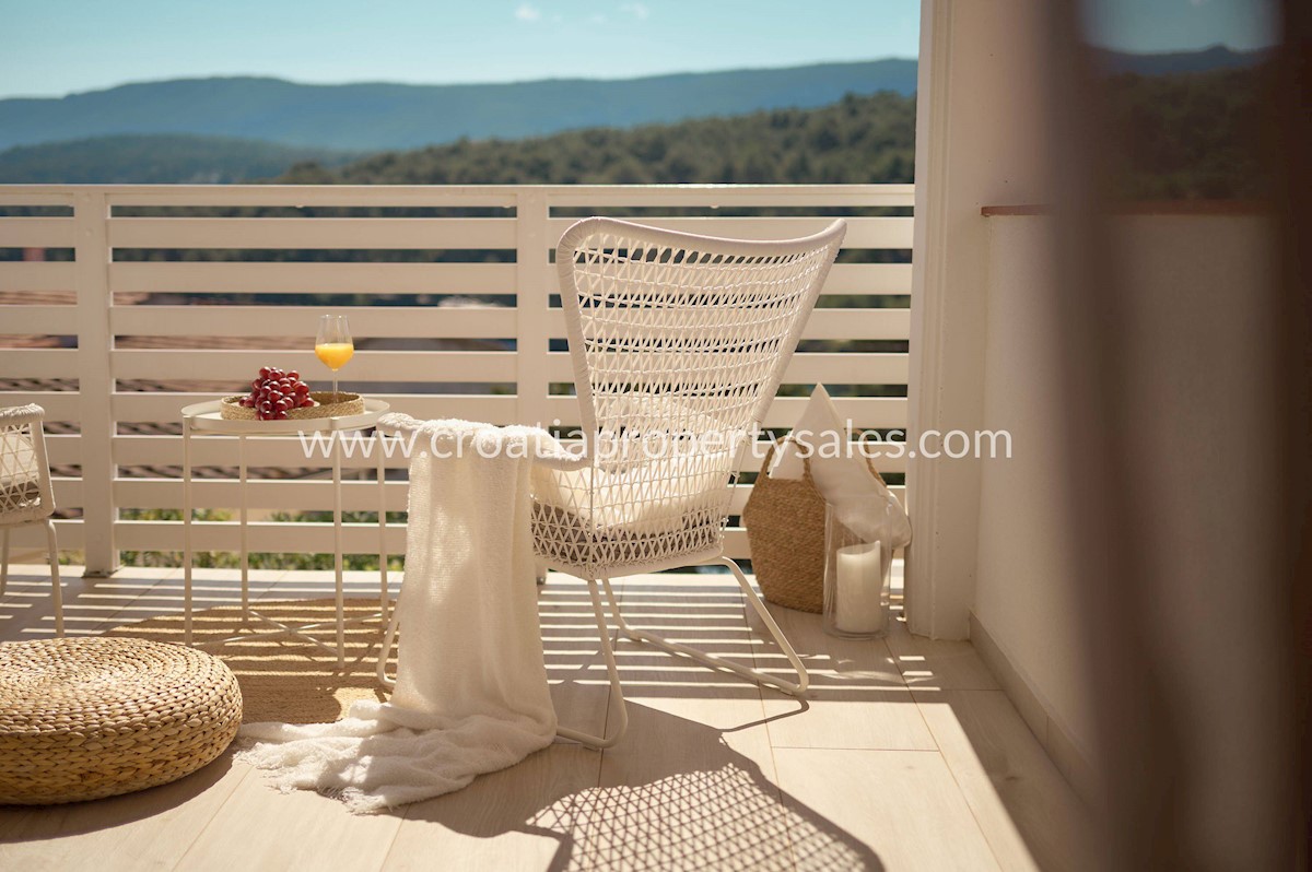 House For sale - SPLITSKO-DALMATINSKA HVAR