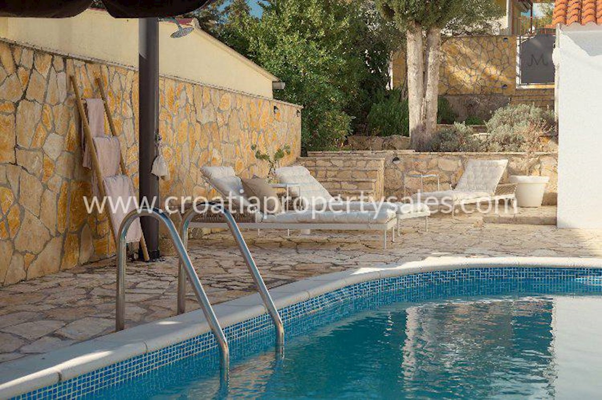 House For sale - SPLITSKO-DALMATINSKA HVAR