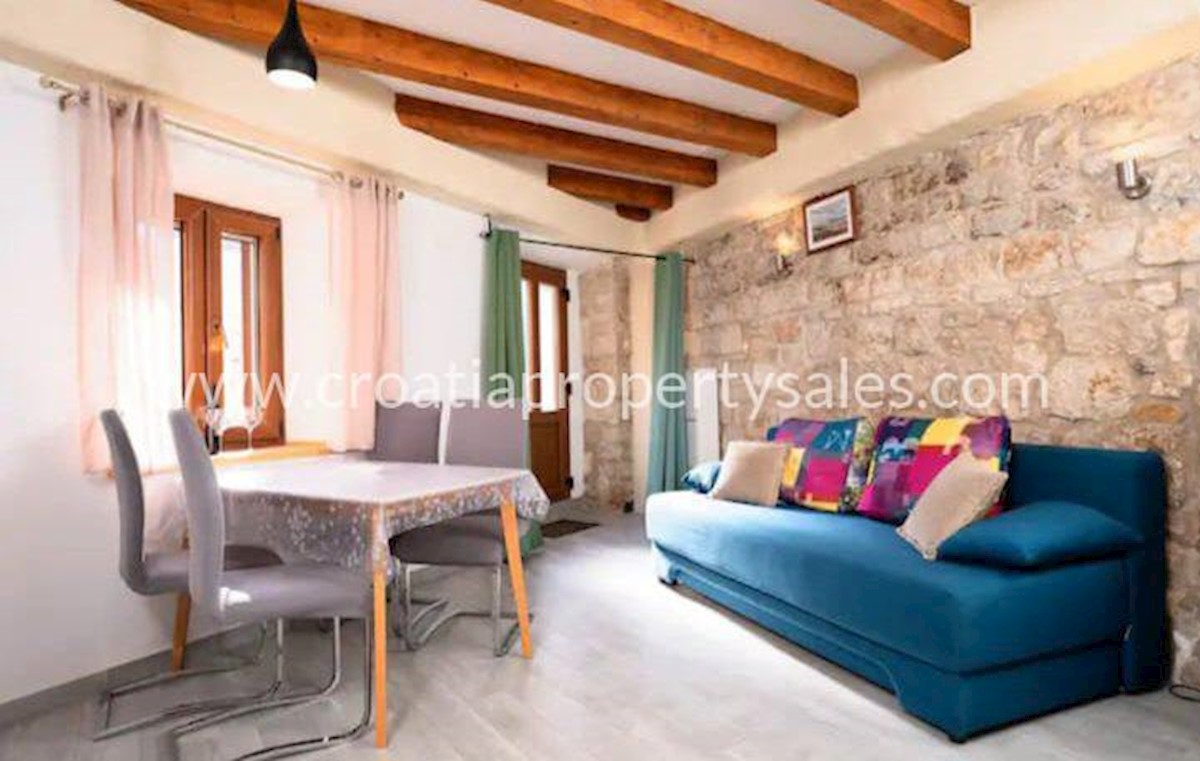 House For sale - SPLITSKO-DALMATINSKA HVAR