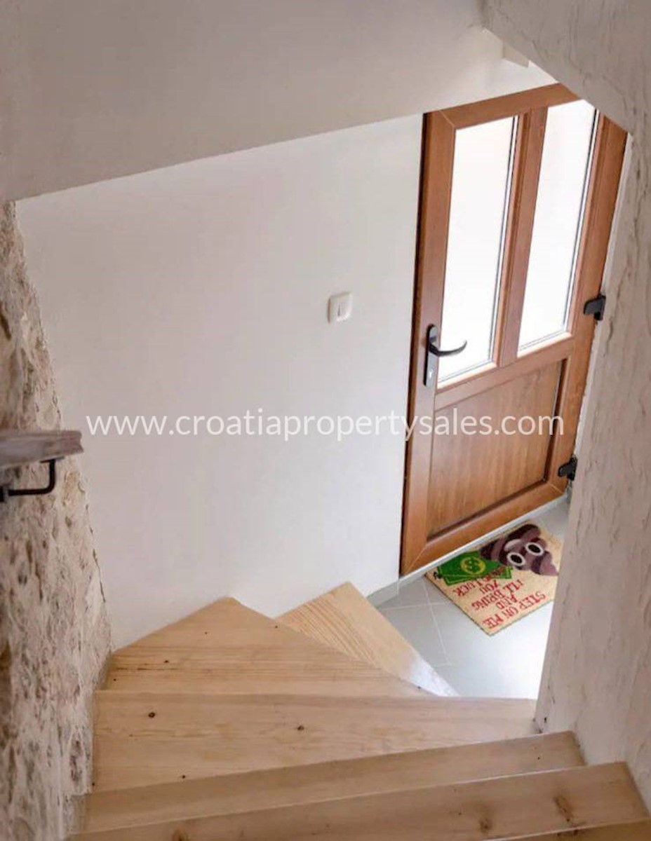 House For sale - SPLITSKO-DALMATINSKA HVAR