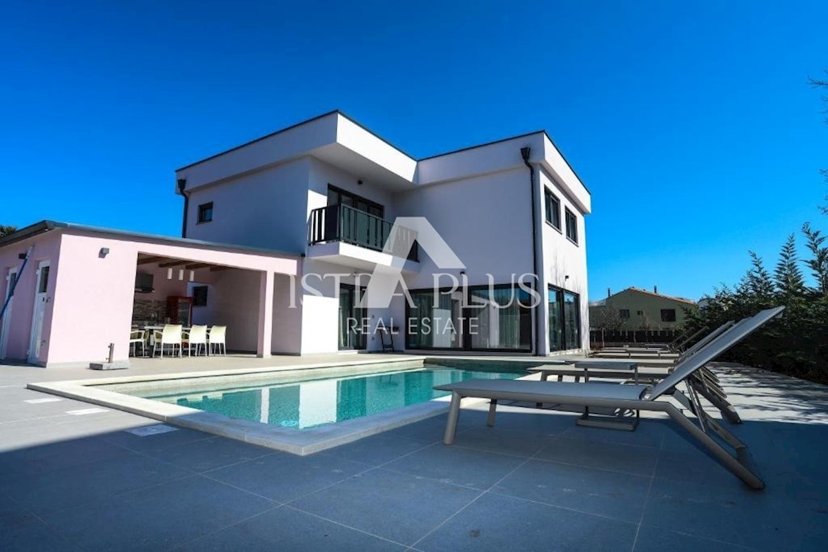 House For sale - Istarska Poreč - foto 1/34