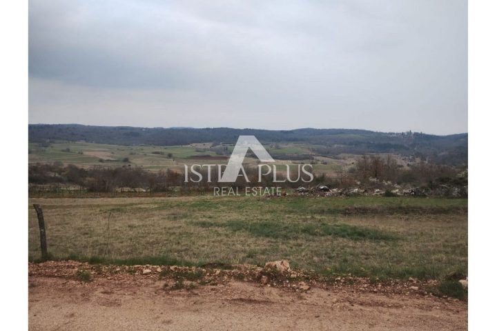 Parcela na predaj 1153 m² – Grožnjan