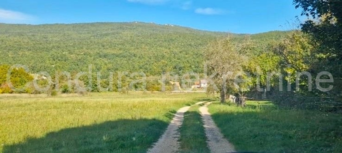 Terreno In vendita - LIČKO-SENJSKA OTOČAC