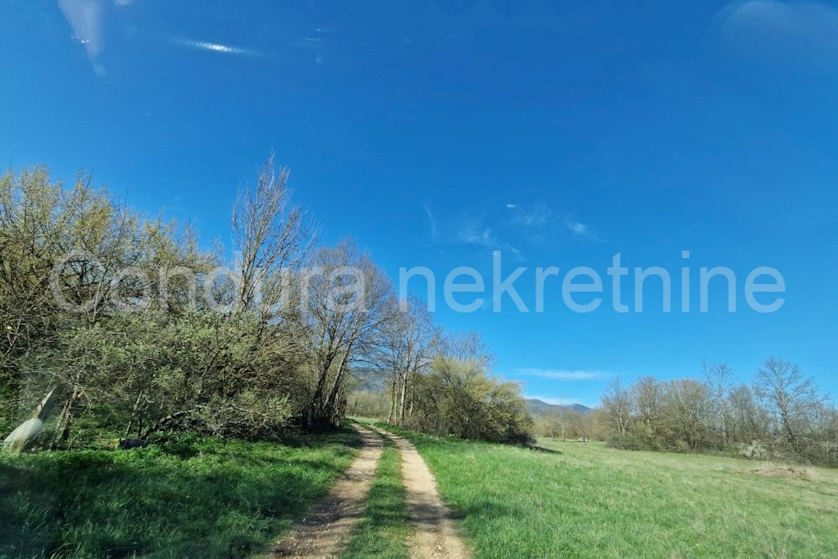 Zemljište Na prodaju - LIČKO-SENJSKA OTOČAC