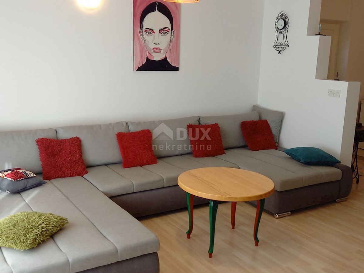 Appartamento In vendita - ŠIBENSKO-KNINSKA ŠIBENIK