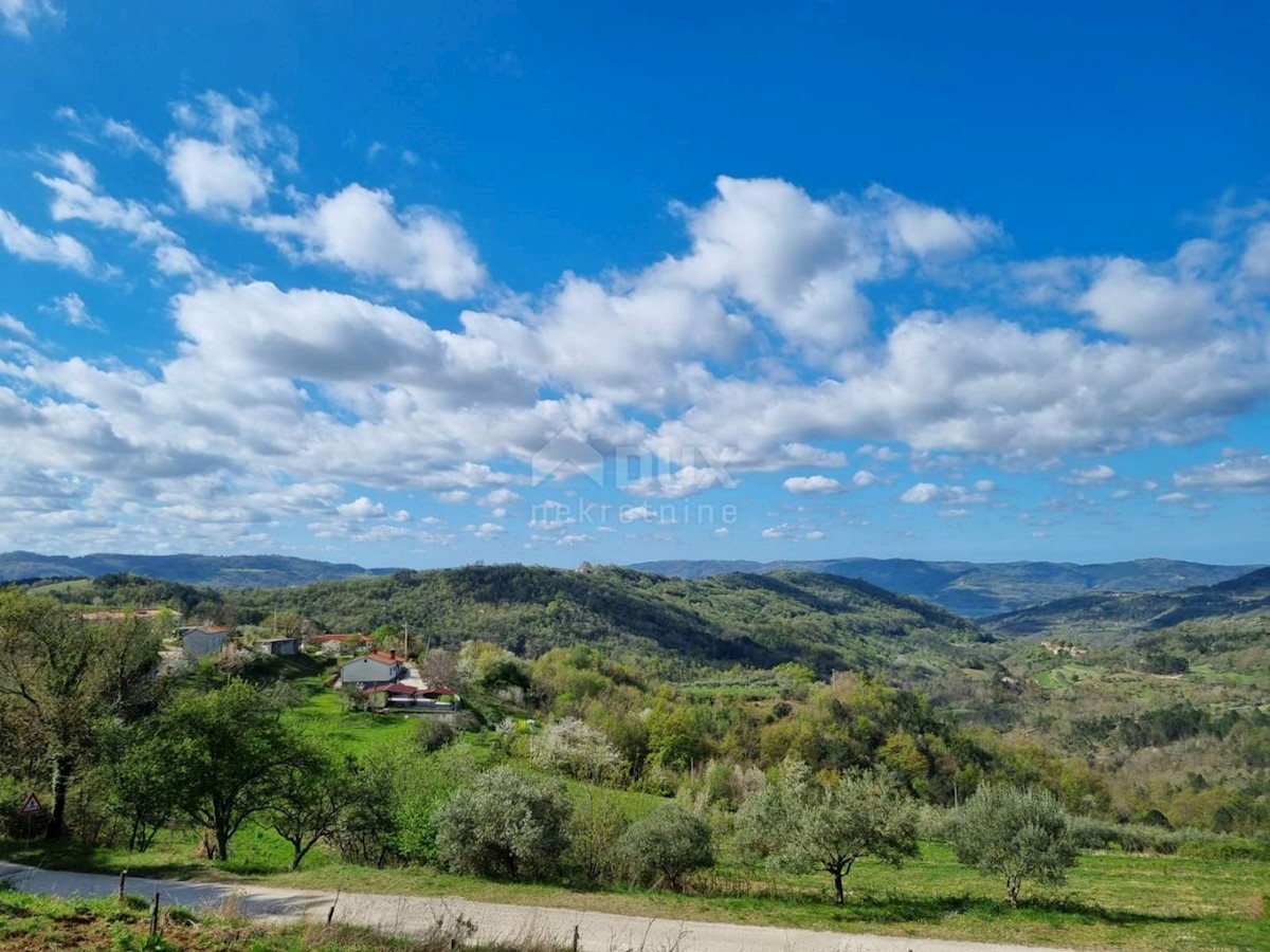 Kuća Na prodaju BUZET