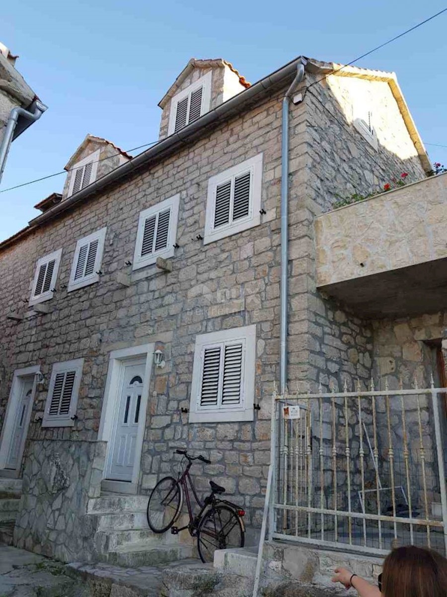 House For sale - ŠIBENSKO-KNINSKA ŠIBENIK