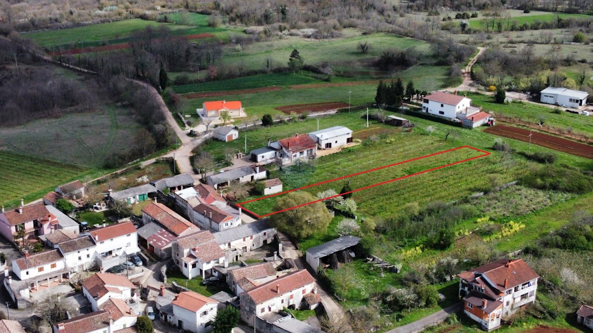 Parcela Naprodaj - ISTARSKA Žminj