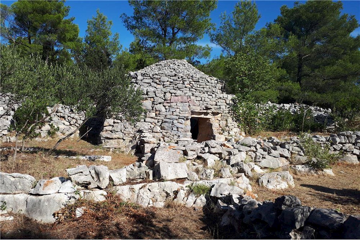 Pozemok Na predaj - SPLITSKO-DALMATINSKA HVAR