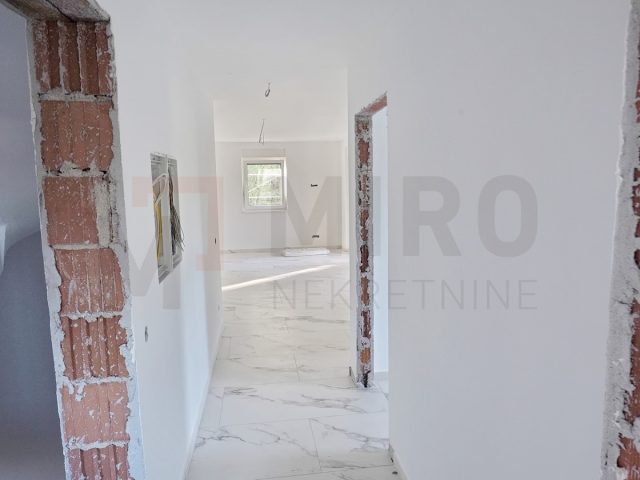 Apartmán Na predaj - Primorsko-goranska Krk - foto 2/13