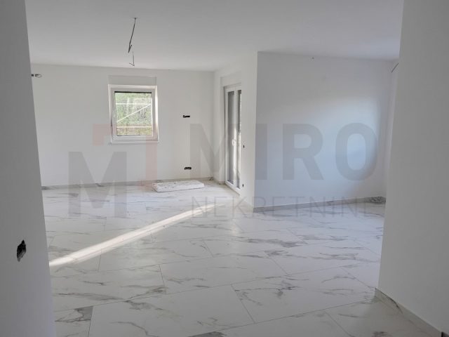 Apartmán Na predaj - Primorsko-goranska Krk - foto 3/13
