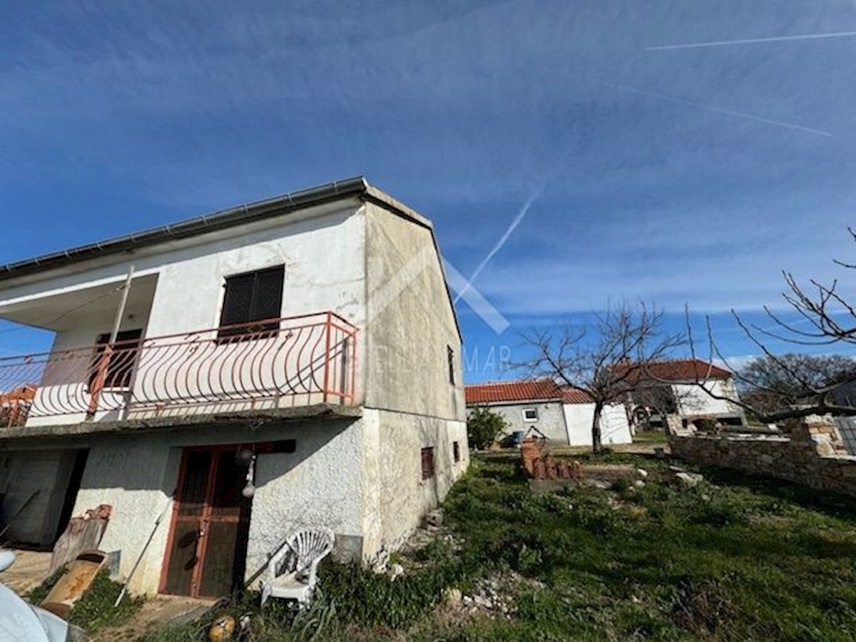 Haus Zu verkaufen - ZADARSKA POLIČNIK