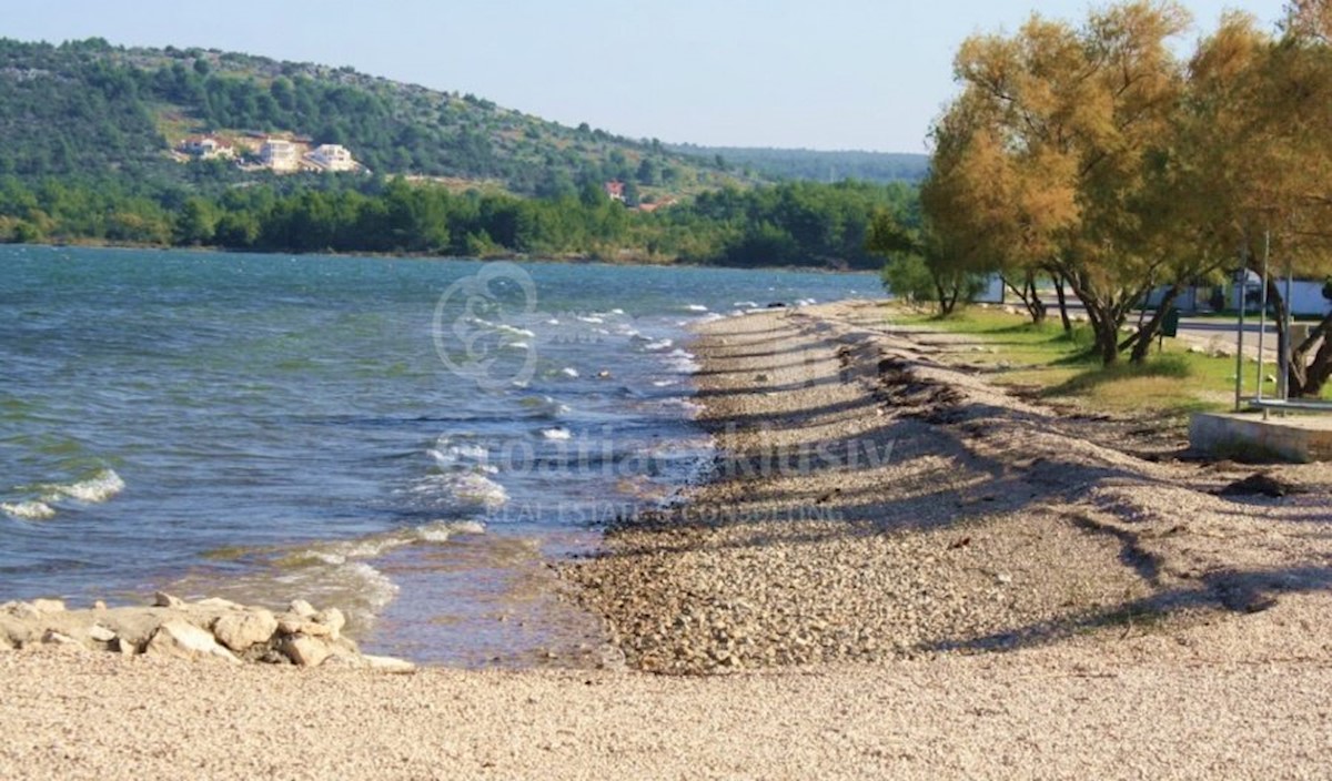 Parcela Na predaj - ŠIBENSKO-KNINSKA ŠIBENIK