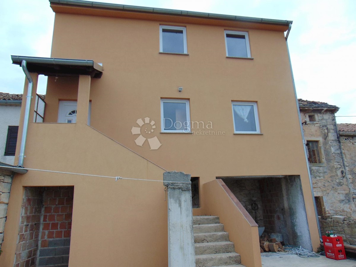 Haus Zu verkaufen - Istarska Svetvinčenat