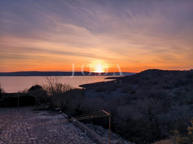 Land for sale 435 m² – Cesarica