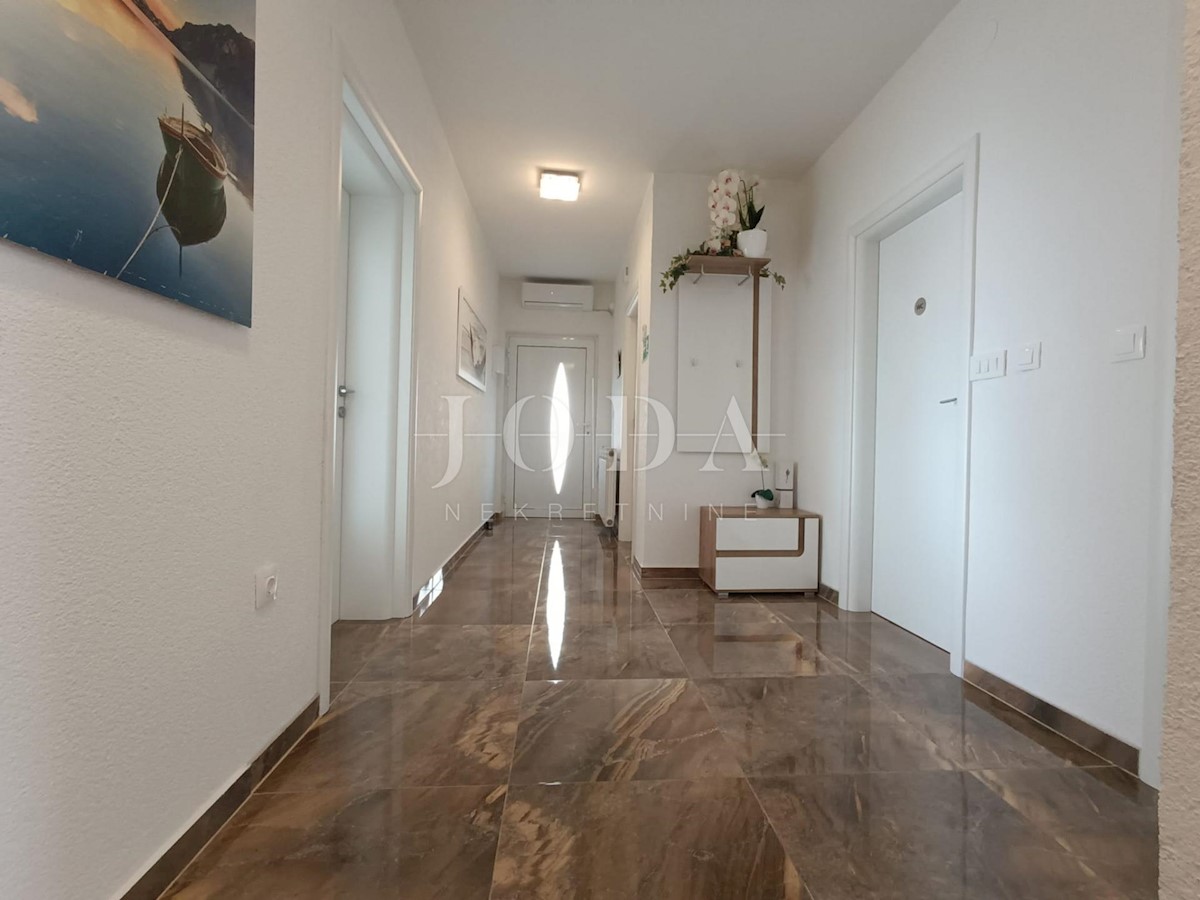 Appartement À vendre - PRIMORSKO-GORANSKA CRIKVENICA