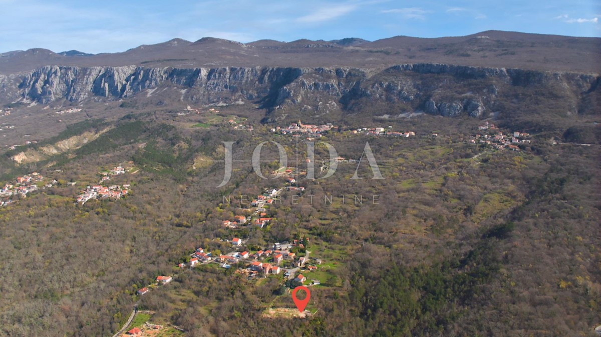 Zemljište Na prodaju - PRIMORSKO-GORANSKA VINODOLSKA OPĆINA