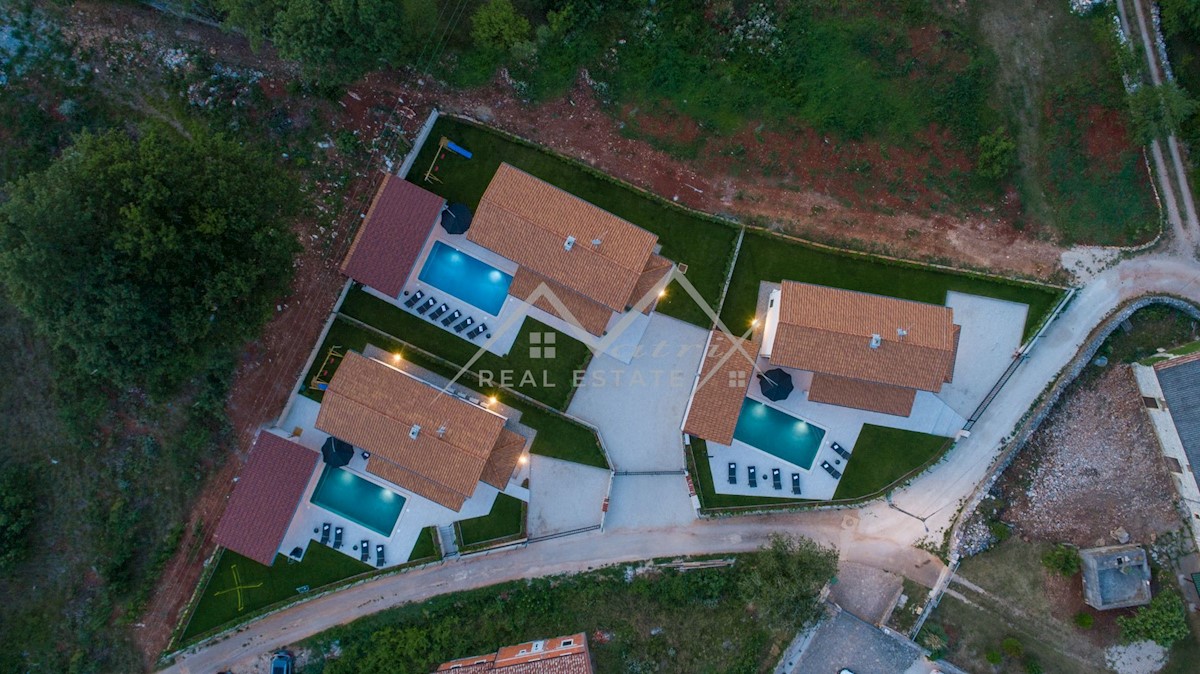 House For sale - ISTARSKA SVETVINČENAT