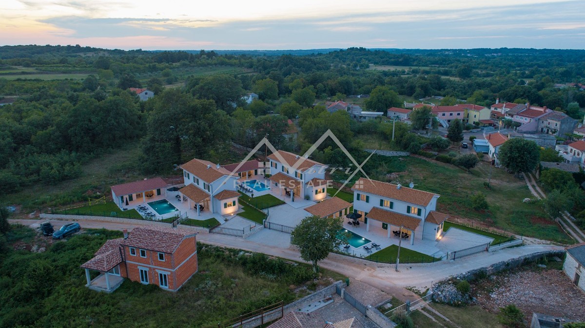 Dom Na sprzedaż - ISTARSKA Svetvinčenat