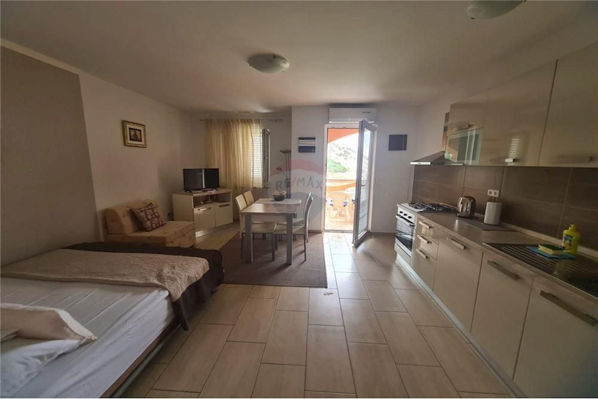 Flat For sale - LIČKO-SENJSKA NOVALJA