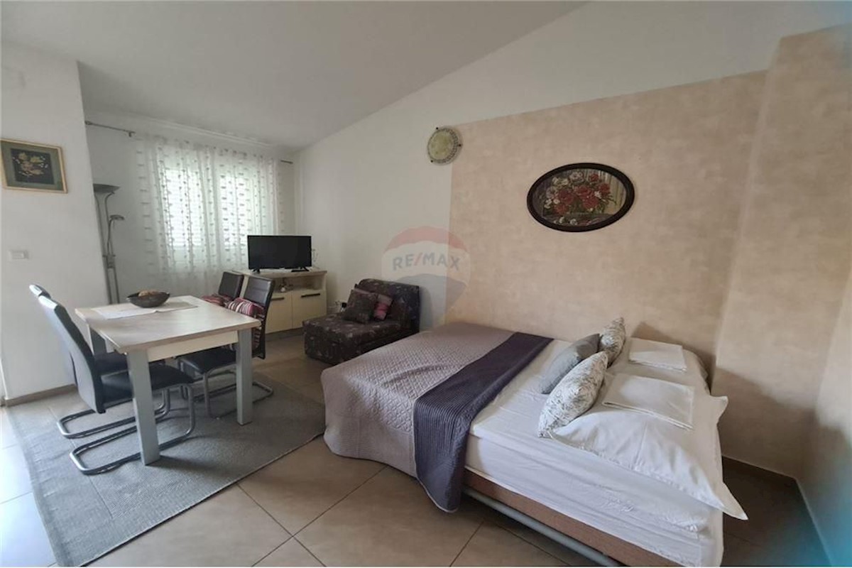 Flat For sale - LIČKO-SENJSKA NOVALJA