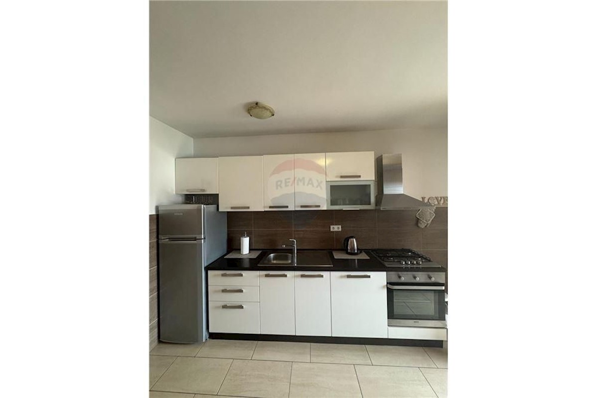 Flat For sale - LIČKO-SENJSKA NOVALJA