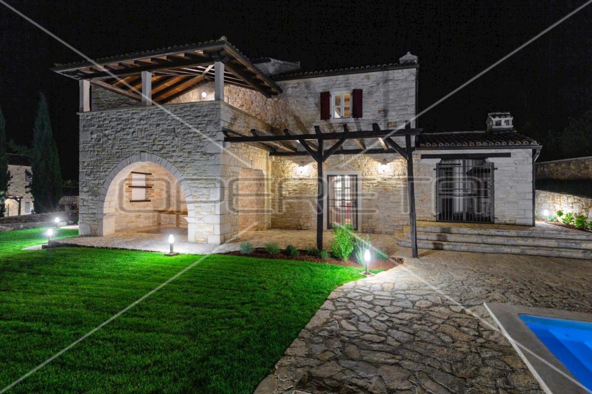 Kuća Na prodaju - ISTARSKA TINJAN