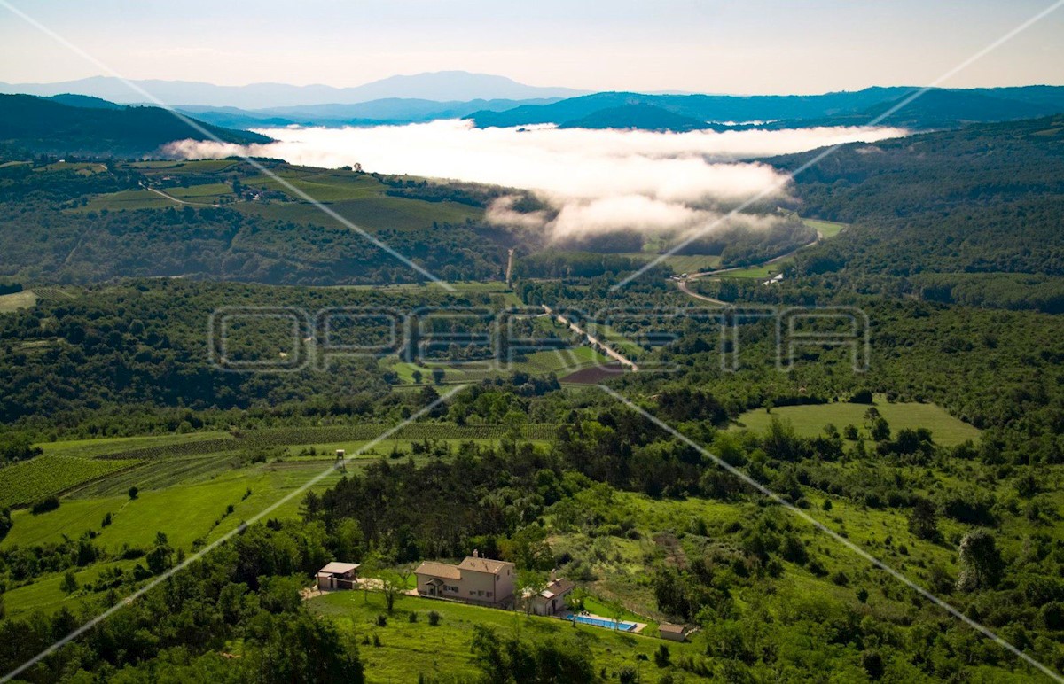 Kuća Na prodaju - ISTARSKA GROŽNJAN