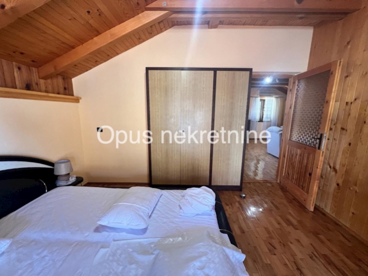 Apartment Zu verkaufen - SPLITSKO-DALMATINSKA GRADAC