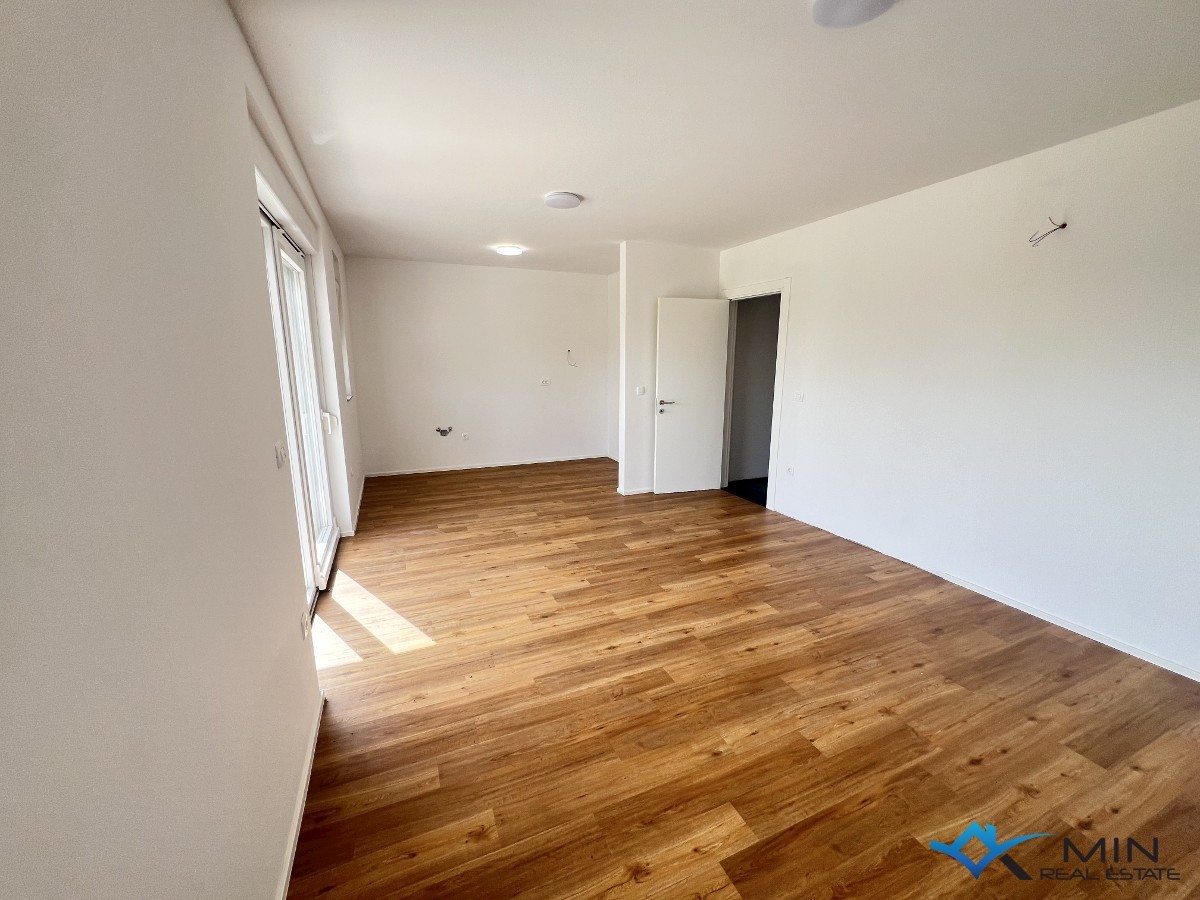 Apartma Na predaj - ISTARSKA NOVIGRAD