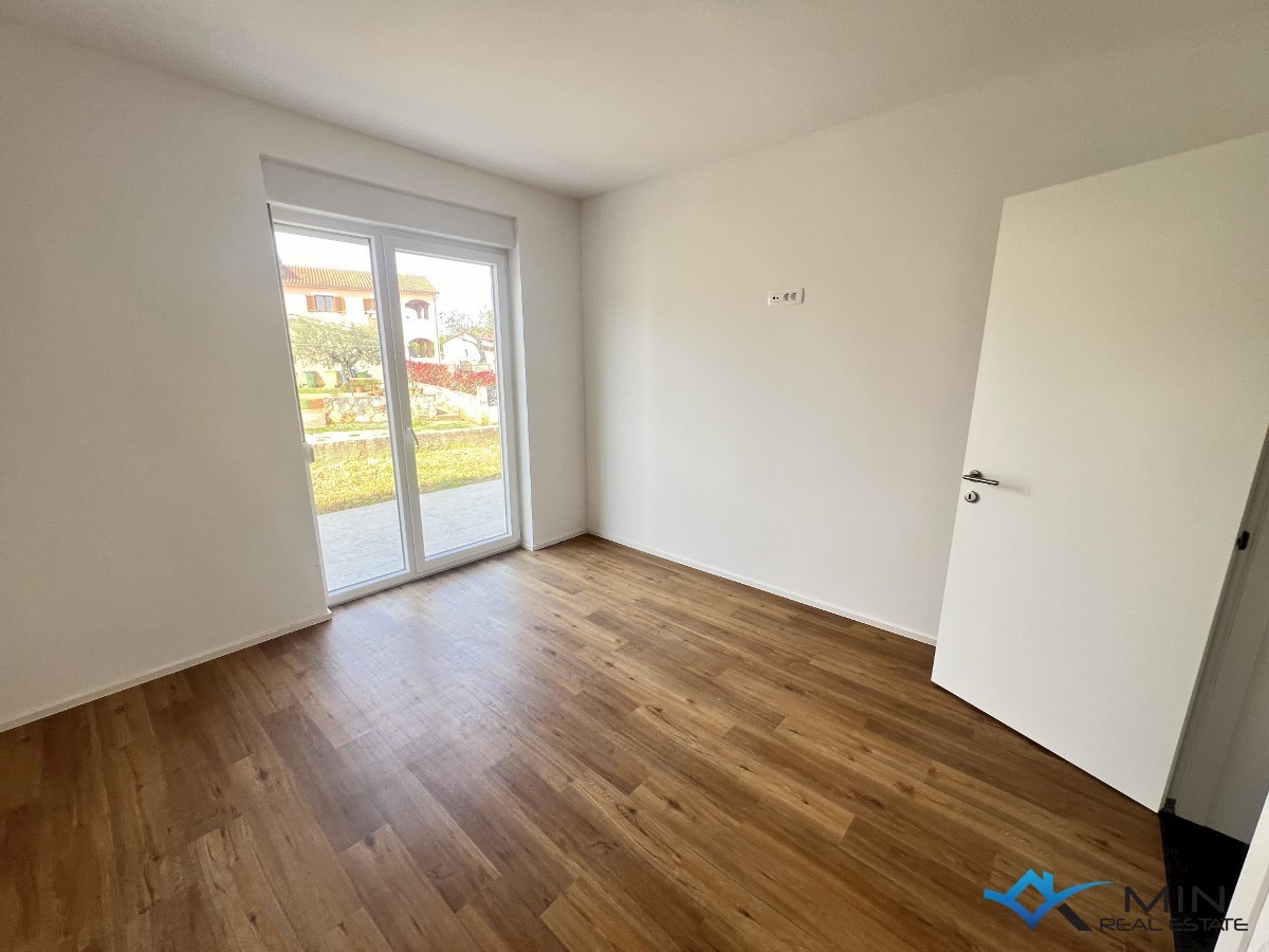 Apartma Na predaj - ISTARSKA NOVIGRAD