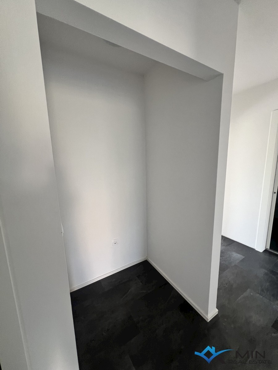 Apartma Na predaj - ISTARSKA NOVIGRAD