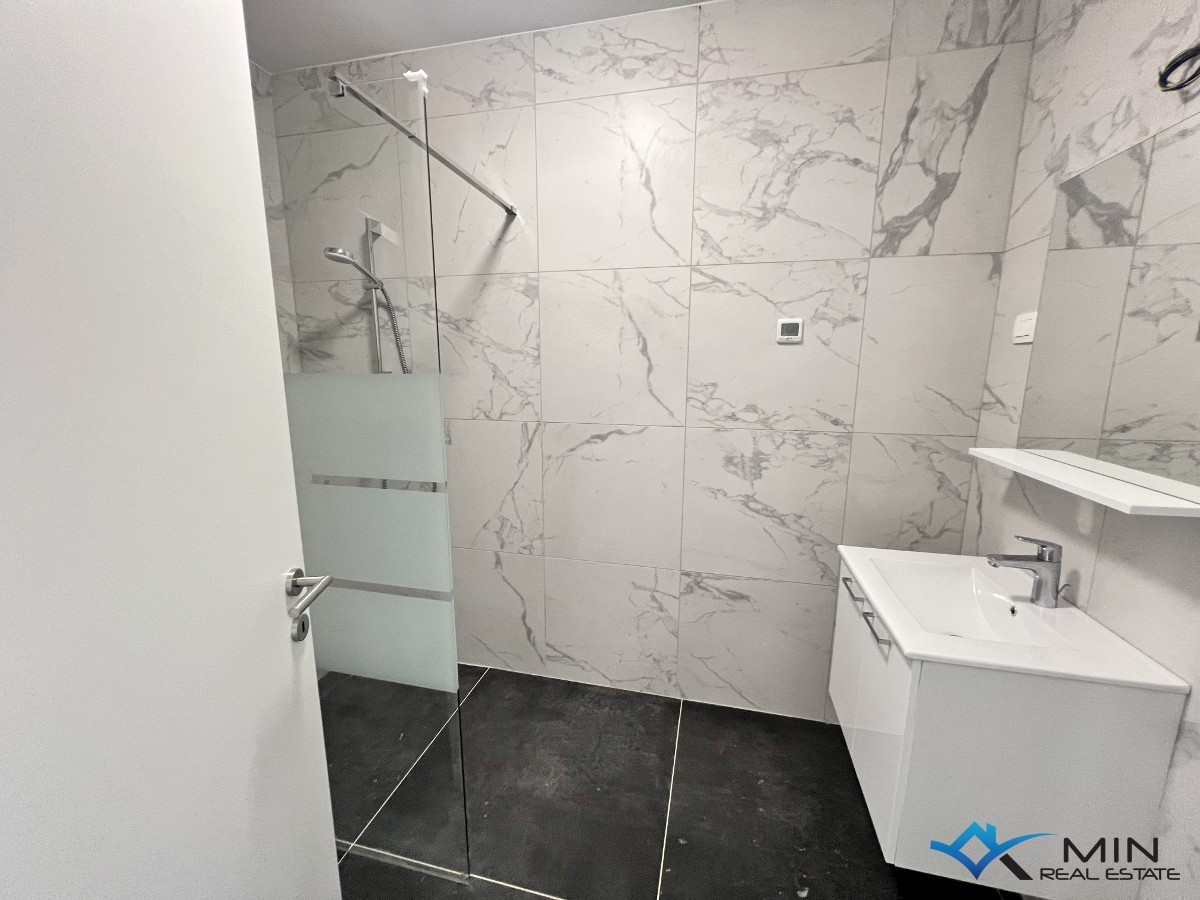 Apartma Na predaj - ISTARSKA NOVIGRAD