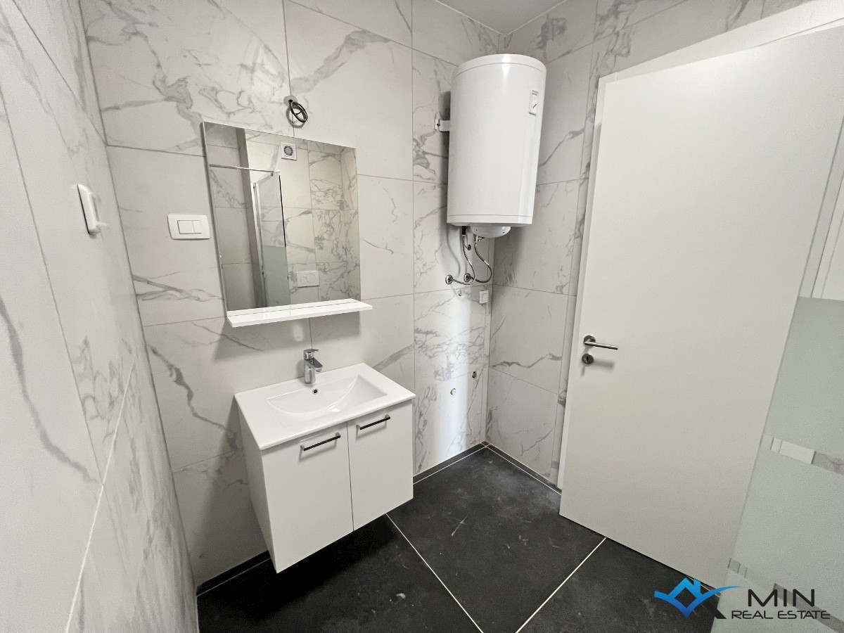Apartma Na predaj - ISTARSKA NOVIGRAD