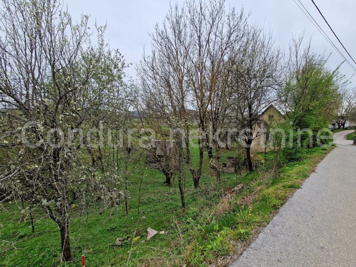 Land For sale - LIČKO-SENJSKA OTOČAC